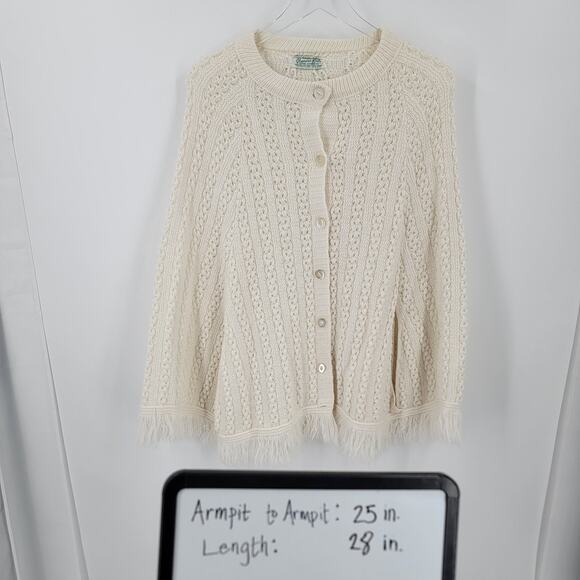 Glamour Knit Poncho Womens One Size Cream Button Up Arm Slits Boho Vintage - Picture 11 of 11
